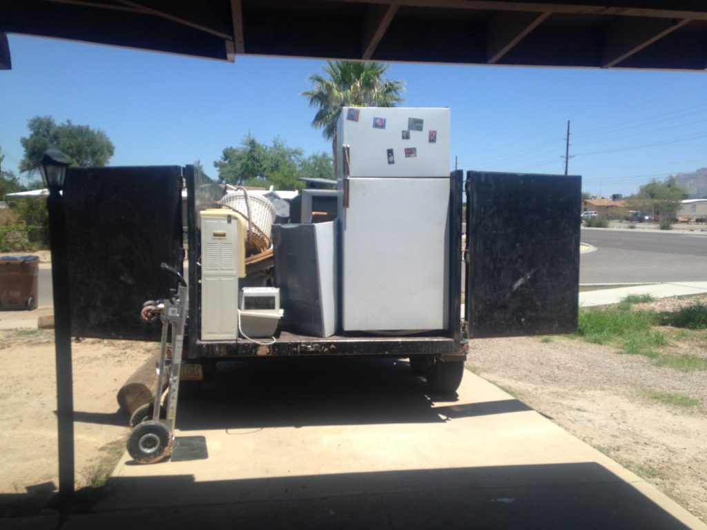 Appliance removal by Vista Clean crew in Tucson AZ